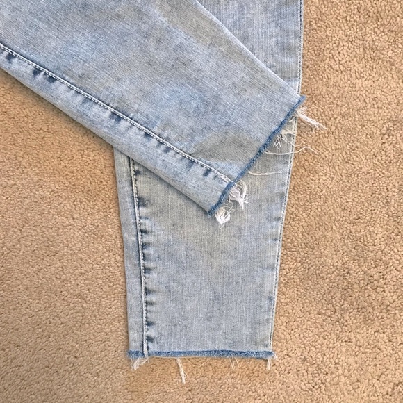 True Religion Denim Blue Jeans Women Size 6 Waist 28 Jennie Curvy Mid Rise Capri - Picture 12 of 14